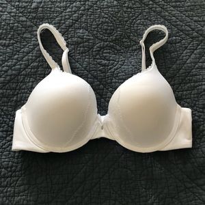NWOT Body by Victoria perfect shape bra, 34C